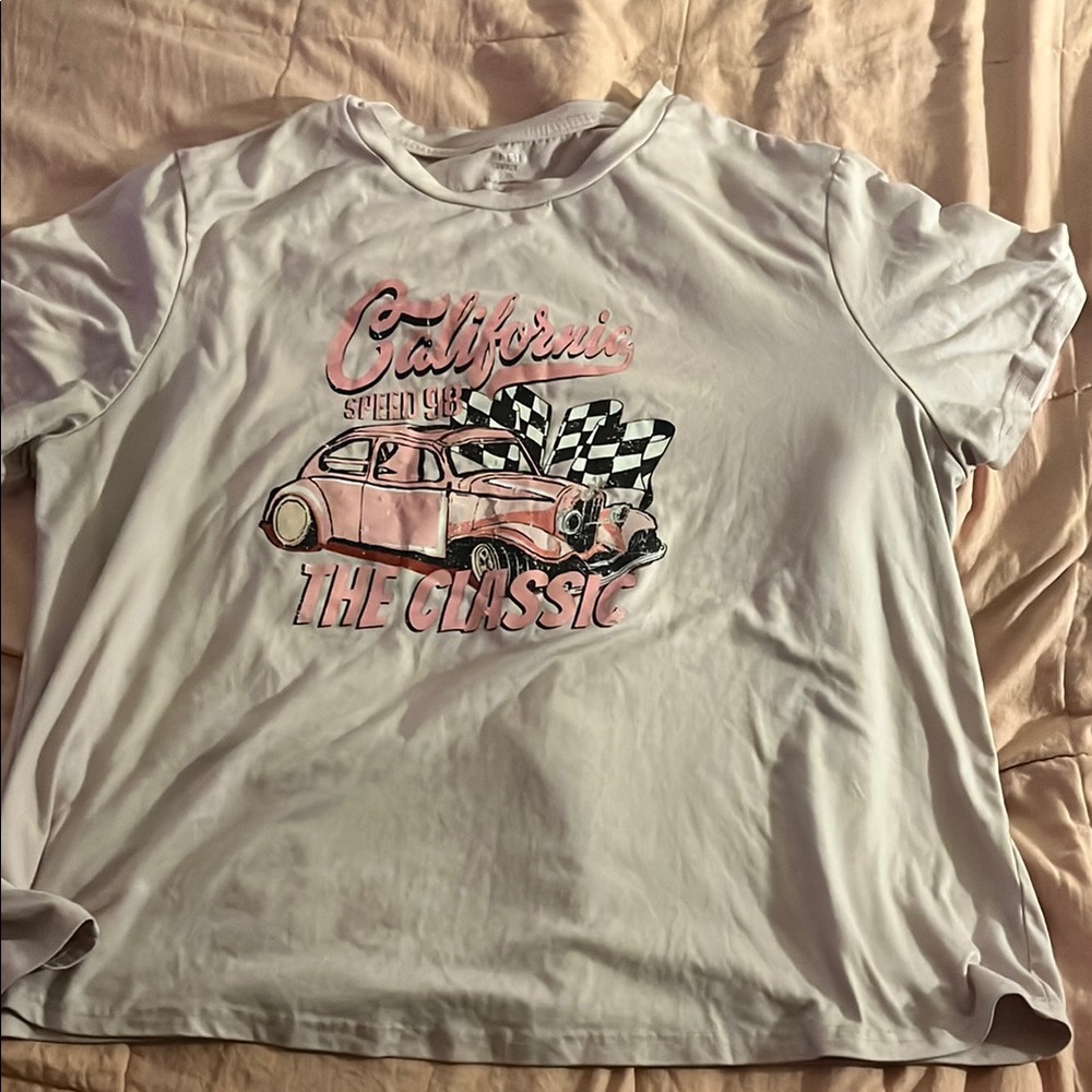 SHEIN White and Pink Short Sleeve Tee with Vintage Graphic